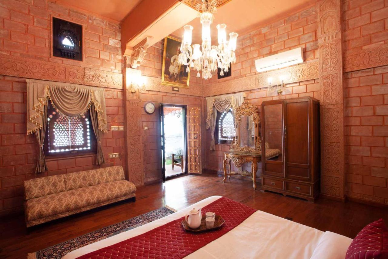 Stayvista At Pink Palace Rajasthani Decor Utakamand Zewnętrze zdjęcie